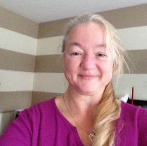 Meet your Posher, Lori